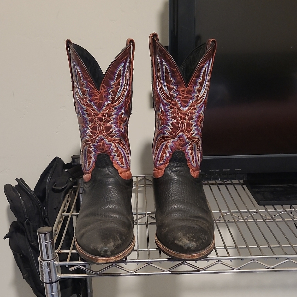 Dingo Black and Red Leather Boots